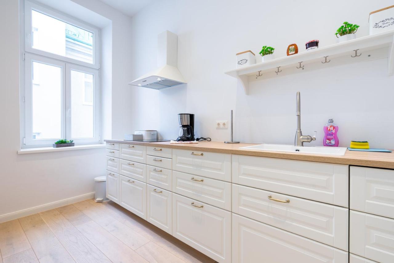 Modernes Apartment im charmanten Cottage Viertel Wien Exterior foto